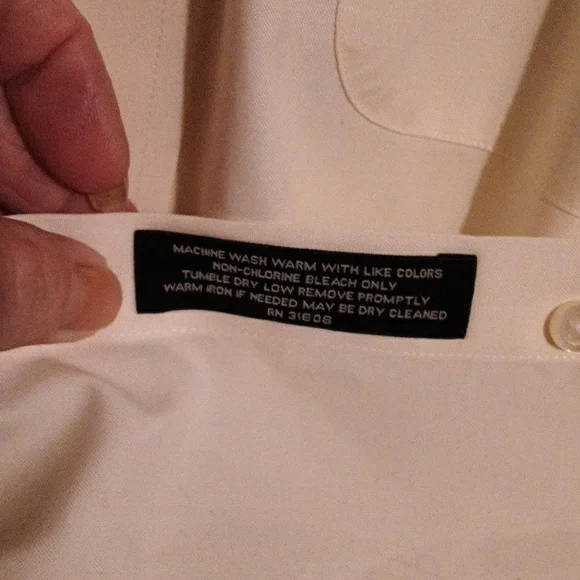 Mens Jos.A.BANK travelers collection size 17-33 - Picture 4 of 4